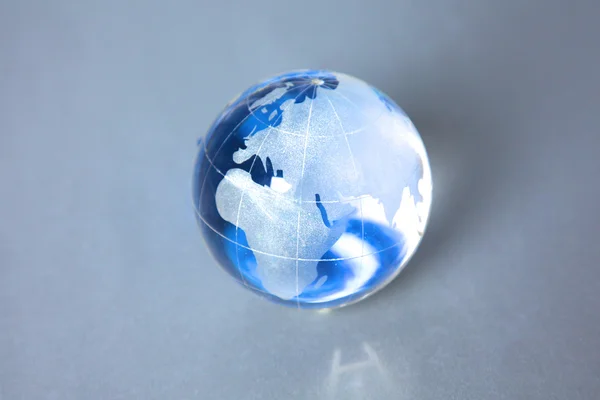 Cristal globe of the Earth on a Computer — Stock Photo, Image
