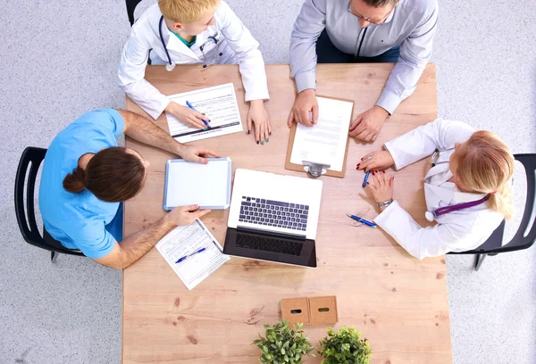 Hastane çalışanlarının genel bir görüşü var.