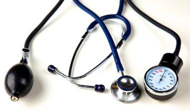 Stetoskop tıbbi kat arka plan üzerinde