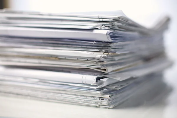 Velký stoh papírů, dokumenty o stůl — Stock fotografie