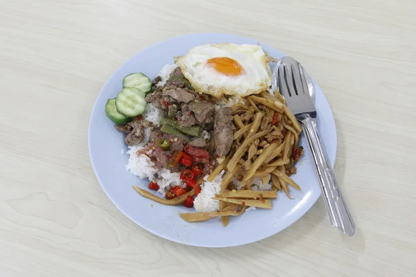 Tayland yemeği.