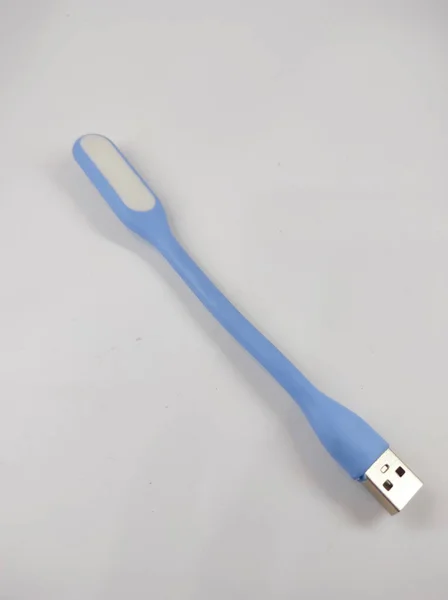 스튜디오에서 배경에 Usb Led — 스톡 사진