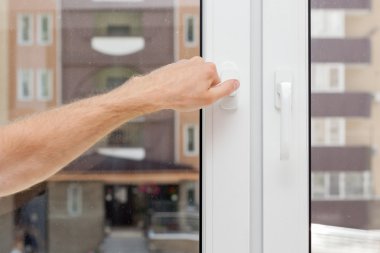 Adam el plastik pvc pencere açar