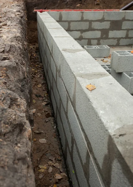 Block wall foundation för nya hus — Stockfoto