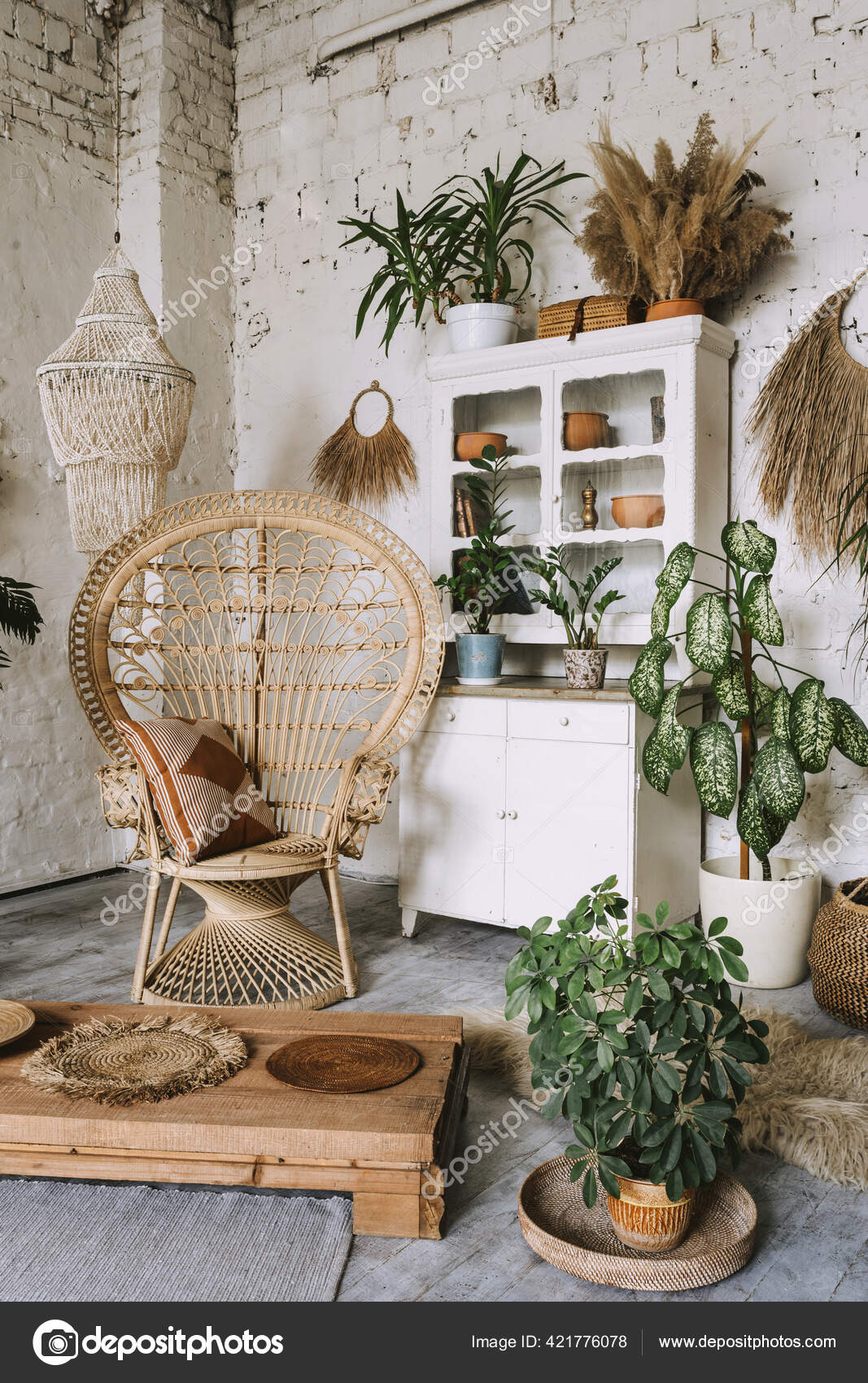 Vertical View Elegant Quiet Living Room Cozy Interior Design Bohemian —  Stock Photo © brizmaker #421776078, image size:1067x1700