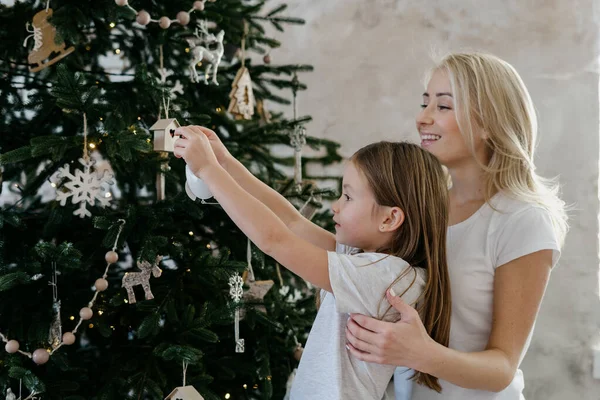 Winter Holidays Concept Profile View Little Girl Holding New Year — Stock fotografie