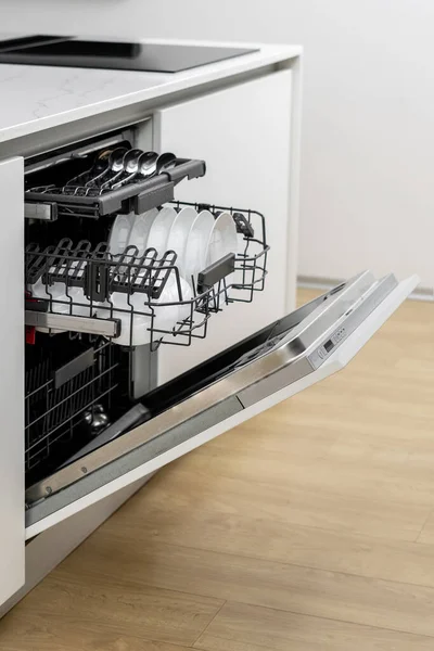 Kitchen Counter Built Appliances Dishwasher Door Open Set White Clean — Φωτογραφία Αρχείου
