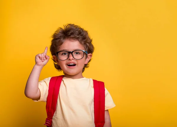 Criança Com Dedo Para Cima Inovação Ideia Rapaz Inteligente Óculos — Fotografia de Stock