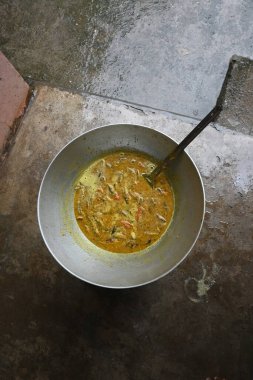 Küçük Yılankafa ya da Channa orientalis balığı. Geleneksel Asya balık köri yemeği. Hint mutfağı Bengali Balık Körisi. Asya yemeği ve yemeği. Lezzetli Hint balığı körisi. Hint yemeği..