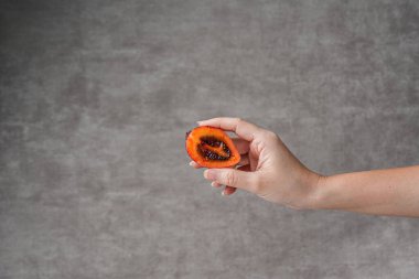 Tamarillo meyvesi (Endonezya: terong belanda). Hollanda yumurta planı