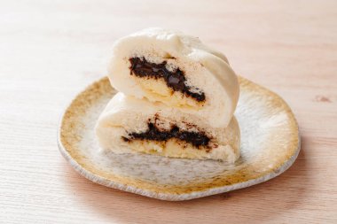 Baozi ya da Çin Buharlı Çöreği Çin mutfağında mayalanmış çöreğin bir türüdür.. 