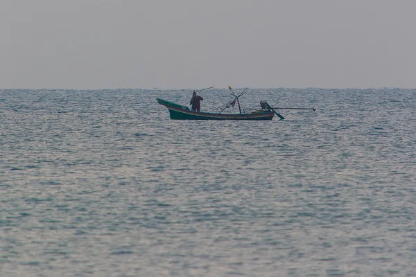 Fishing boat in the sea — Stock Photo, Image