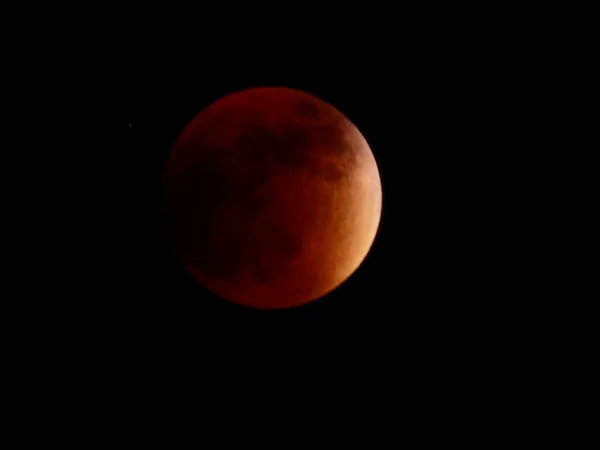 Roter Mond Kolumbianischen Himmel — Stockfoto