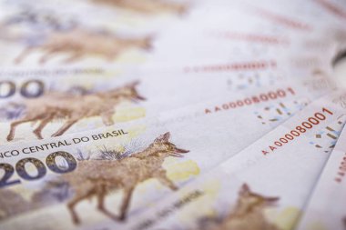 Brezilya 'dan 200 reais fatura, yeni 200 reais fatura, Brezilya' dan gelen para. Enflasyon ve devalüasyon kavramı