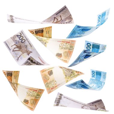 Brezilya 'dan gelen birkaç banknot beyaz arka plana düşüyor, 200, 100 ve 50 reais düşüyor.