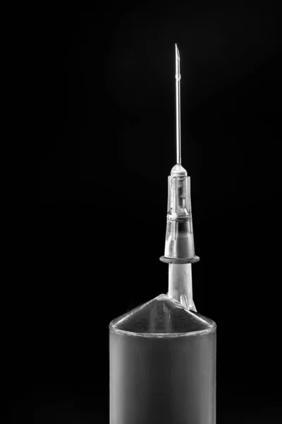 Tıbbi Şırınga Iğne Odaklı Enjeksiyon Makro Fotoğrafçılık Nokta Odaklama — Stok fotoğraf