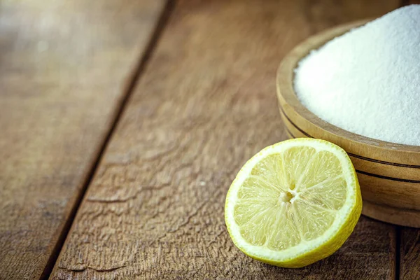Tazón Con Bicarbonato Sodio Cítricos Como Limón Naranja Alrededor Remedio — Foto de Stock