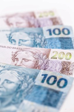 Yüz iki yüz reais banknot, Brezilya 'dan para. Brezilya ekonomisi kavramı, ekonomik büyüme