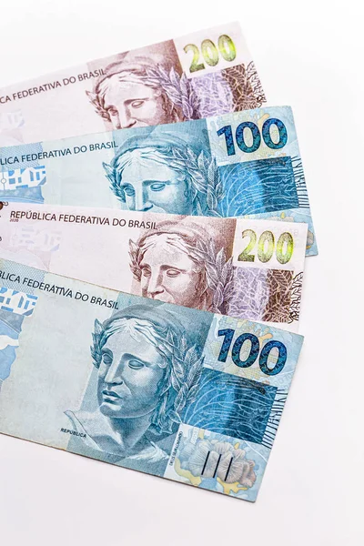 Notas 100 200 Reais Dinheiro Brasil Conceito Pagamento Crédito Lucro — Fotografia de Stock