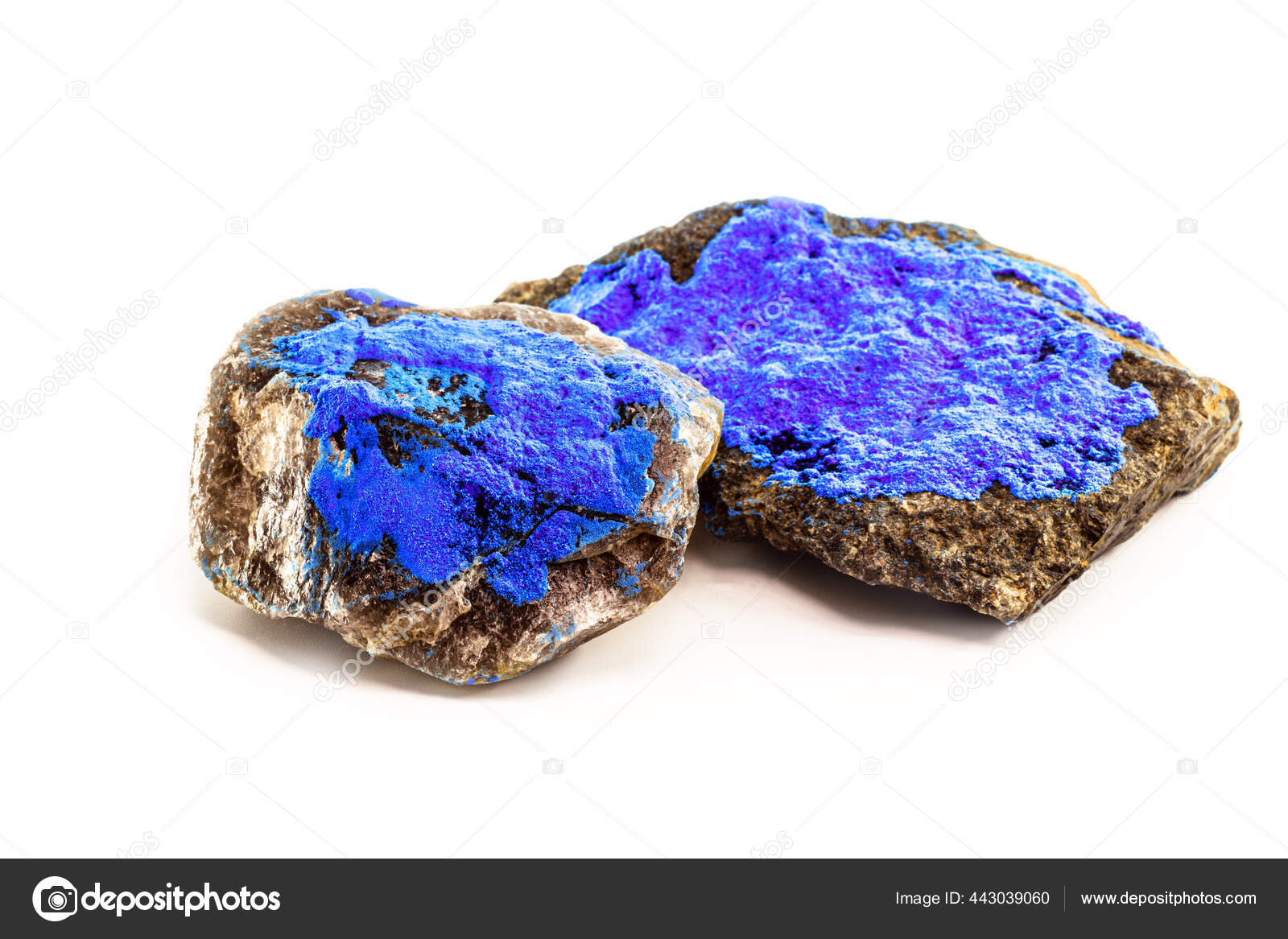 O Cobalto é Um Elemento Químico Presente No Mineral Esmaltado Que é  Utilizado Como Pigmento Para a Tonalidade Azul Na Totalidade Imagem de  Stock - Imagem de esmaltado, geologia: 207893373