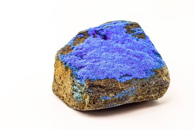 Kobalt, emaye mineralinde (CoAs2) bulunan kimyasal bir elementtir ve dünya çapında mavi renkte pigment olarak kullanılır.