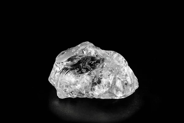 Ruwe Diamant Kristal Een Allotrope Vorm Van Koolstof Ongeslepen Edelsteen — Stockfoto