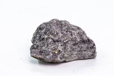 Grafit cevheri, metalürji endüstrisi için kırıcı tuğla yapımında kullanılır.