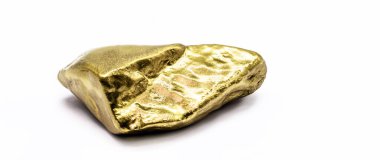 Brezilya 'da çıkarılan altın taş, izole edilmiş beyaz arka plan, nadir taş kavramı.