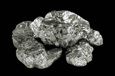 Aluminum is a chemical element. Aluminum stone for industrial use. Silver ore.