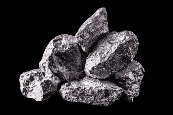 Алюминий является химическим элементом. Алюминиевый камень для промышленного использования. Серебряная.