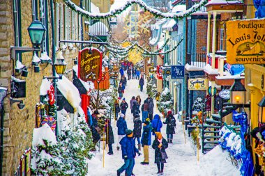 Canada, Quebec City. Rue Petit Champlain in Christmass
