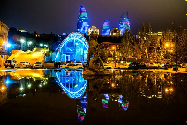 Bakoe Azerbeidzjan Monument Vlamtorens Van Behram Gur — Stockfoto