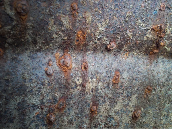 Placa curva de acero vieja y oxidada para fondo grunge abstracto — Foto de Stock