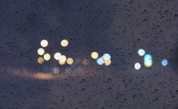 Μαλακό ρομαντική χρώμα bokeh ανοιχτό φόντο με νερό ή βροχή drop για καθρέφτη γυάλινο παράθυρο πλάκα — Φωτογραφία Αρχείου
