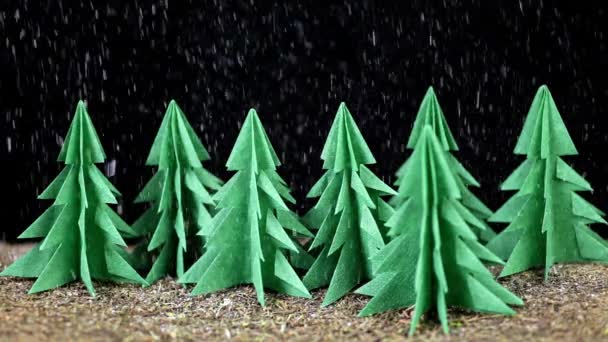 Neve na floresta de papel — Vídeo de Stock