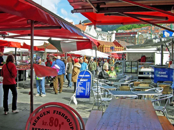 Markt in Bergen, Noorwegen — Stockfoto