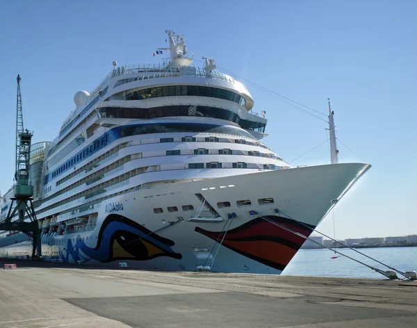 Cruiseship AIDAblu in Le Havre (France) — Stock Photo, Image