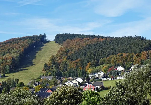 Sonbaharda Willingen Sauerland bölgesindeki içinde Kayak tesisi