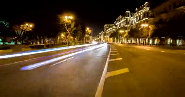 4 k タイムラプス、アゼルバイジャンのバクーでは、道路上のトラフィックを hyperlapse — ストック動画