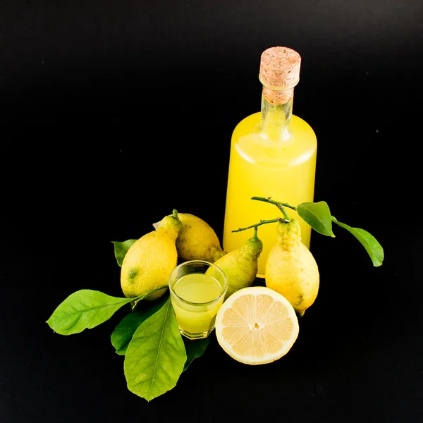 limon liqour (limoncello)