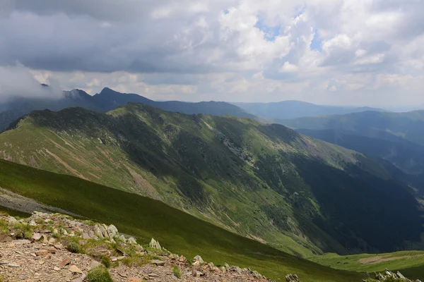 Berglandschaft in Rumänien — Stockfoto