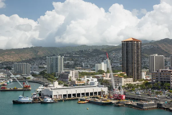 Puerto de Honolulu visto desde la Torre Aloha — Foto de Stock