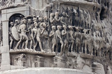 Askerler Marcus Aurelius sütun üzerinde