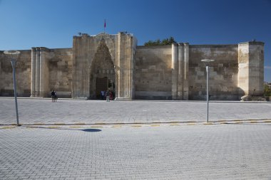 Sultan Han Kervansaray önden görünümü