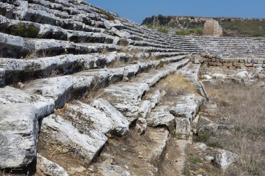Perge stadyum koltukları
