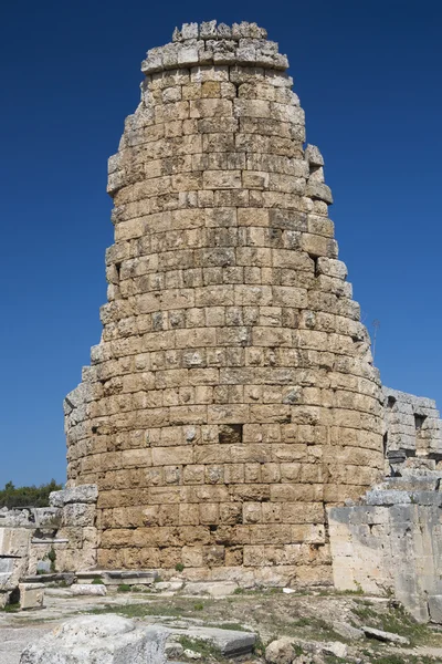 Close-up of the hellenistic city gate of Perge — Stock Photo, Image