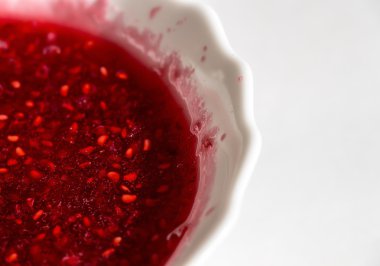 Bir fincan ahududu reçeli