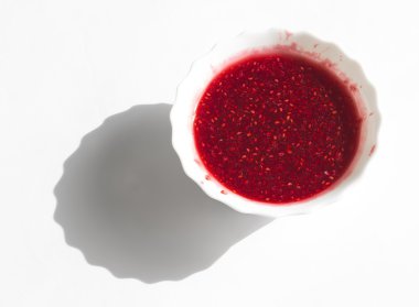 Bir fincan ahududu reçeli