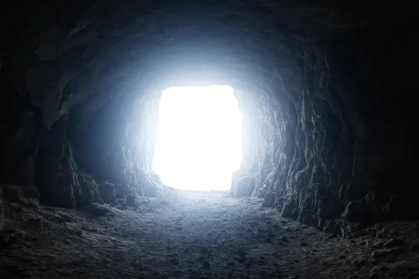 Een hel aan het eind van een tunnel — Stockfoto