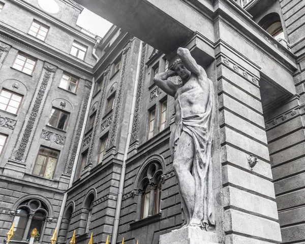 Historická budova Petrohrad — Stock fotografie